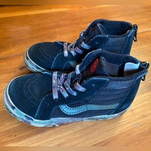 Toddler size 8.5 sk8-hi zip vans camo soles
